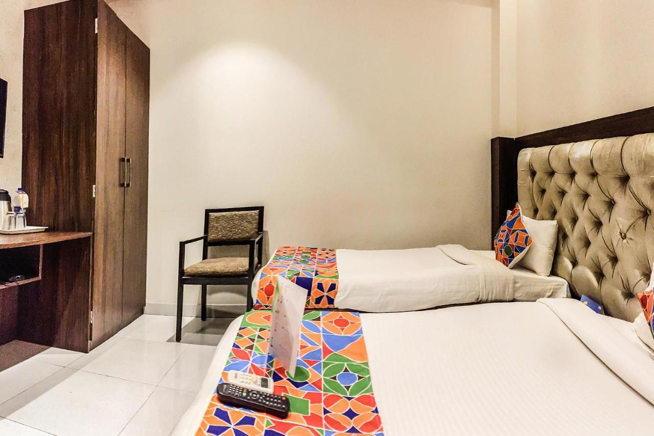 Fabhotel Prime Sarin Inn Heritage Varanasi Exterior photo