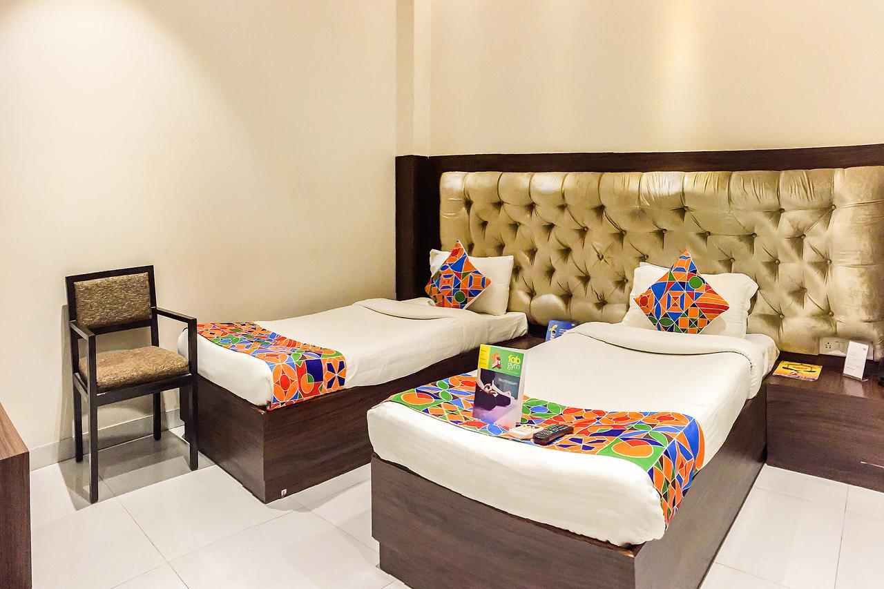 Fabhotel Prime Sarin Inn Heritage Varanasi Exterior photo